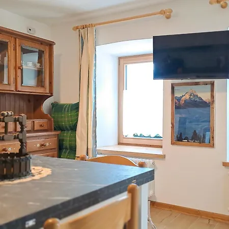 Ciesa Dei Monech Apartamento *