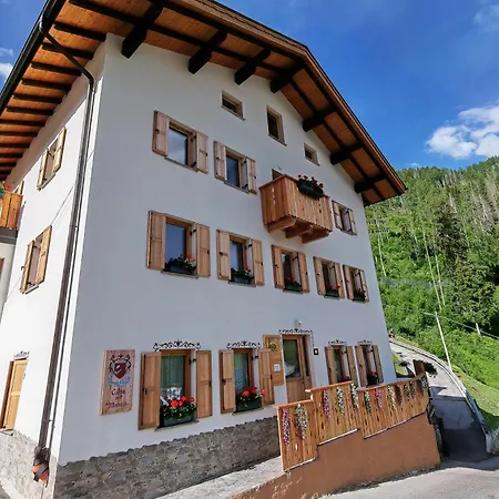 Ciesa Dei Monech Apartamento Le Grazie (Belluno)